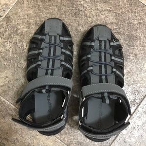 Boys sandals size 12